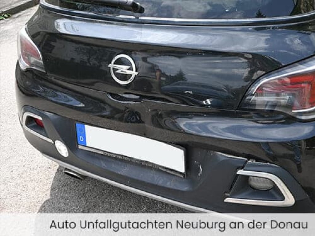 Auto Unfallgutachten Neuburg an der Donau.